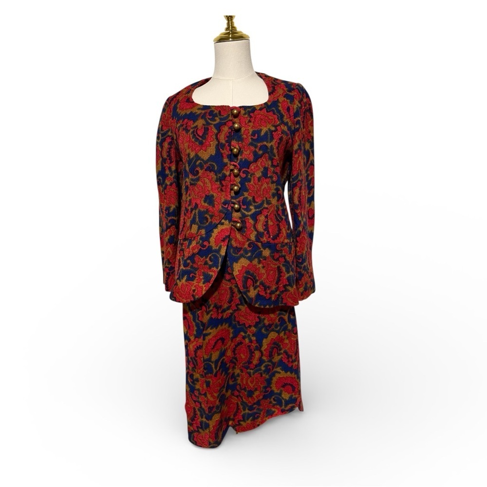 🔻Vintage 1960s Poupée Rouge Toronto Paisley Jacquard Skirt Suit